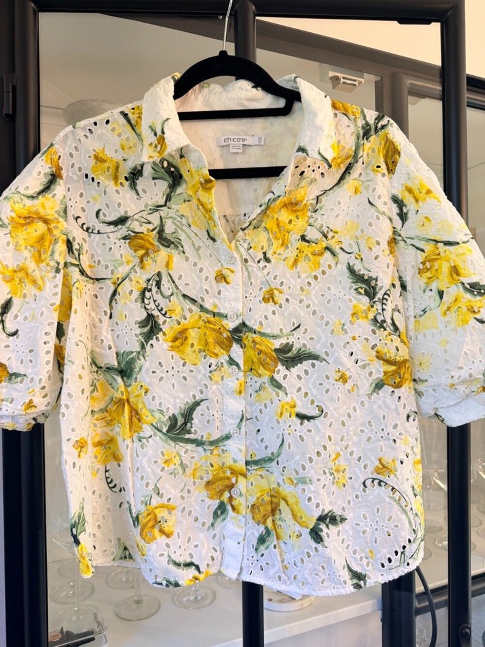 Chico's Yellow Floral Eyelet Cotton Button Down Blouse 2.5